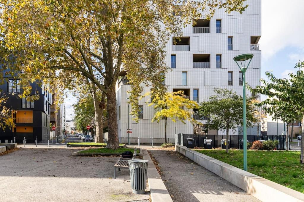 67M2-15 Minutes To Paris Central Arcueil Kültér fotó